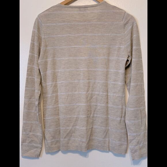 Kinross  super soft, handcrafted 100% cashmere stripe print crew neck sw… - Picture 3 of 6